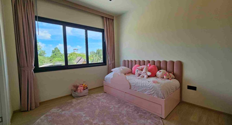 For sale 4 bedrooms house in East Pattaya, Pattaya