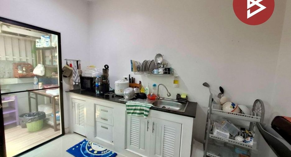 Casa en venta de 3 habitaciones en Phan Thong, Chonburi