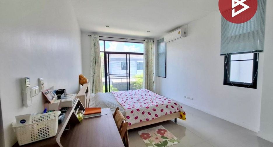 Casa en venta de 3 habitaciones en Phan Thong, Chonburi