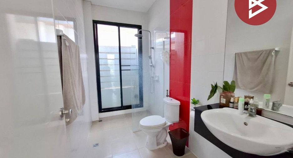 Casa en venta de 3 habitaciones en Phan Thong, Chonburi