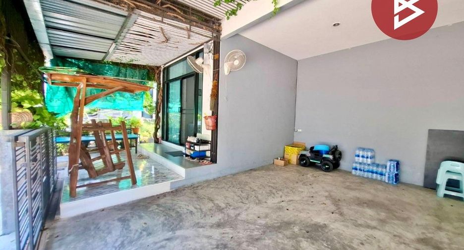 Casa en venta de 3 habitaciones en Phan Thong, Chonburi
