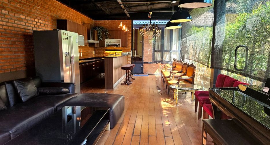 For sale 3 bedrooms house in Chatuchak, Bangkok
