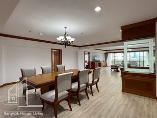 For rent 4 ベッドルーム apartment in Watthana, Bangkok