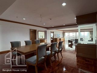For rent 4 ベッドルーム condo in Watthana, Bangkok