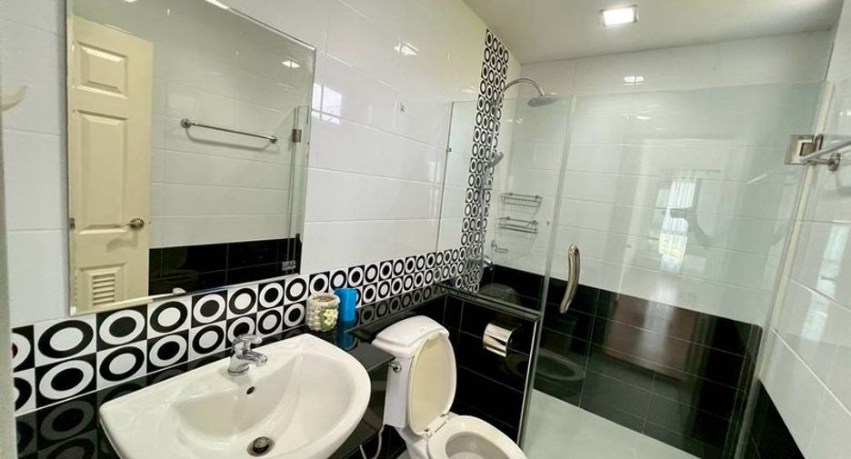 For rent 3 bedrooms house in San Sai, Chiang Mai