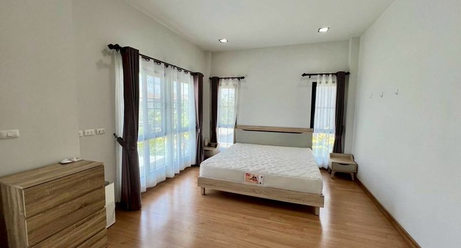 For rent 3 bedrooms house in San Sai, Chiang Mai