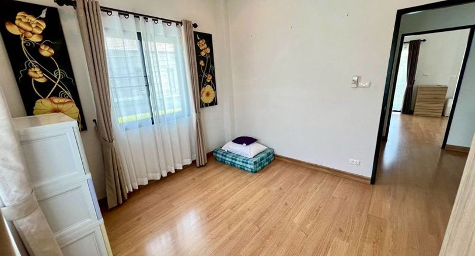 For rent 3 bedrooms house in San Sai, Chiang Mai