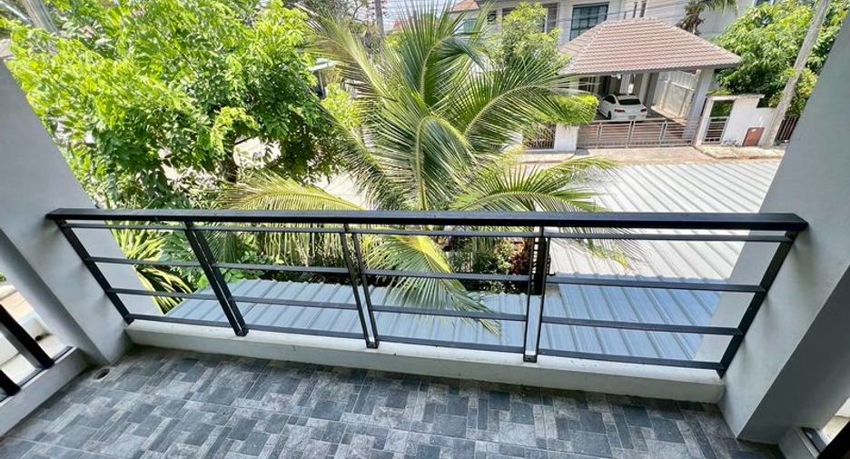 For rent 3 bedrooms house in San Sai, Chiang Mai
