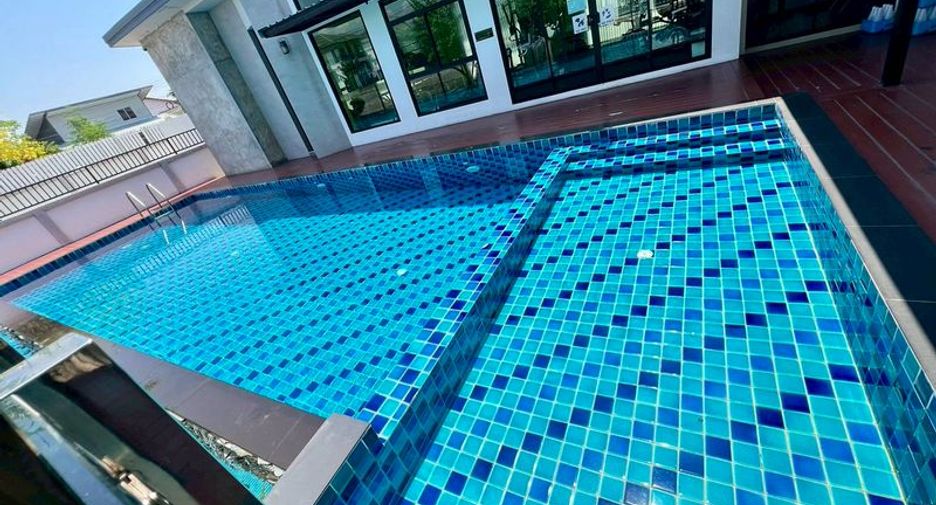 For rent 3 bedrooms house in San Sai, Chiang Mai