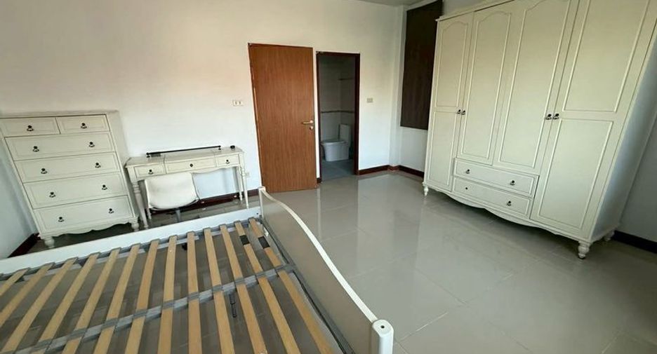 For rent and for sale 2 bedrooms townhouse in Mueang Chon Buri, Chonburi
