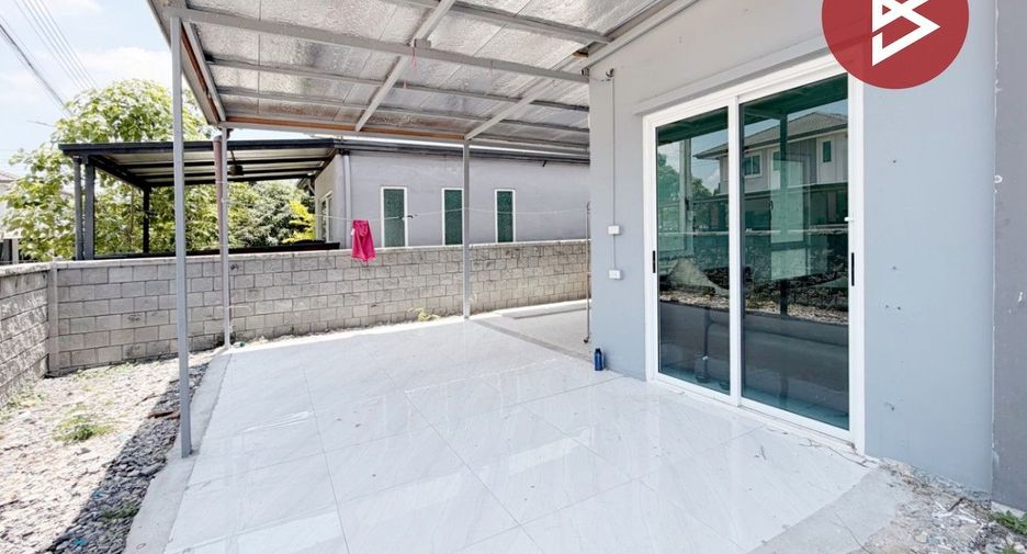 For sale 3 bedrooms house in Sam Khok, Pathum Thani