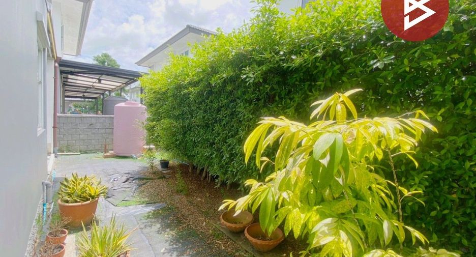 For sale 3 bedrooms house in Sam Khok, Pathum Thani