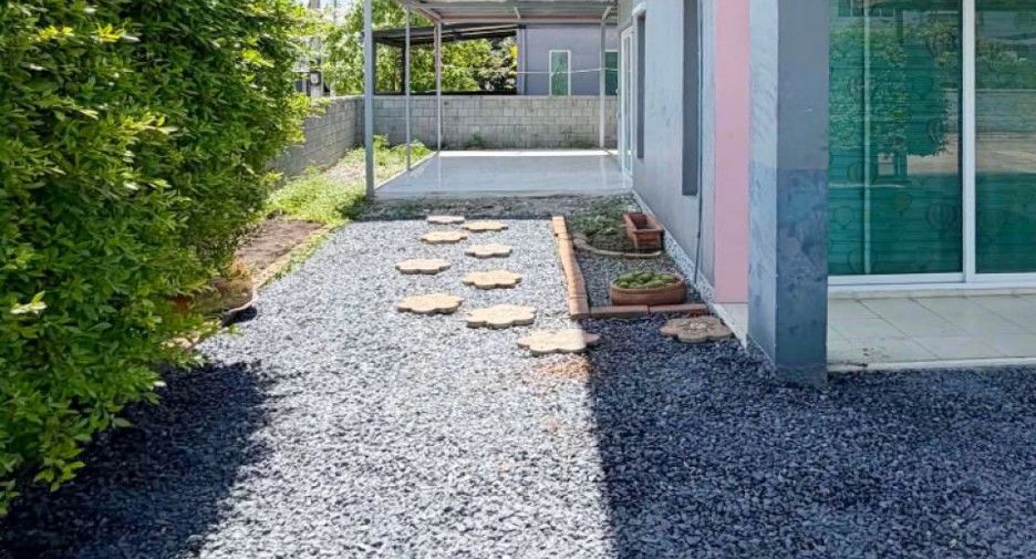 Продажа 3 спальни дом в Sam Khok, Патумтани