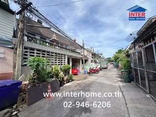 For sale 2 ベッドルーム townhouse in Chatuchak, Bangkok