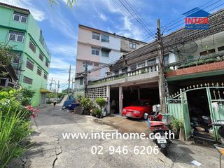For sale 2 ベッドルーム townhouse in Chatuchak, Bangkok
