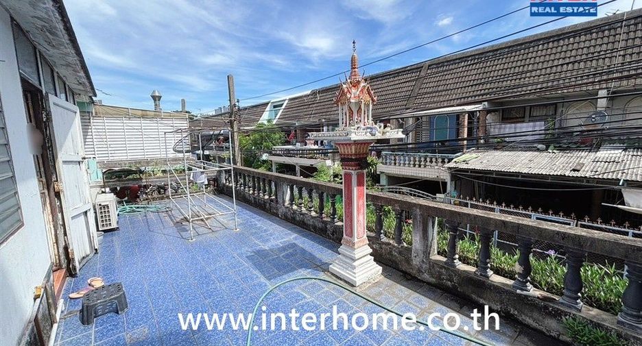 For sale 2 bedrooms townhouse in Chatuchak, Bangkok