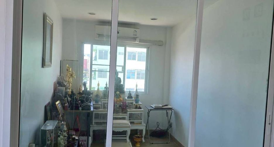 For sale 6 bedrooms retail Space in Bang Bon, Bangkok