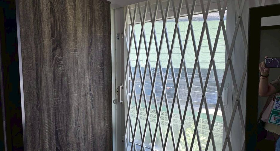 For sale 6 bedrooms retail Space in Bang Bon, Bangkok