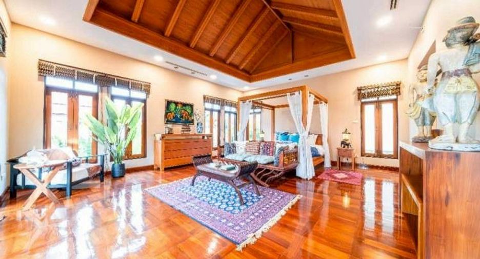 Villa zum Kauf mit 3 Zimmer in Sattahip, Chonburi