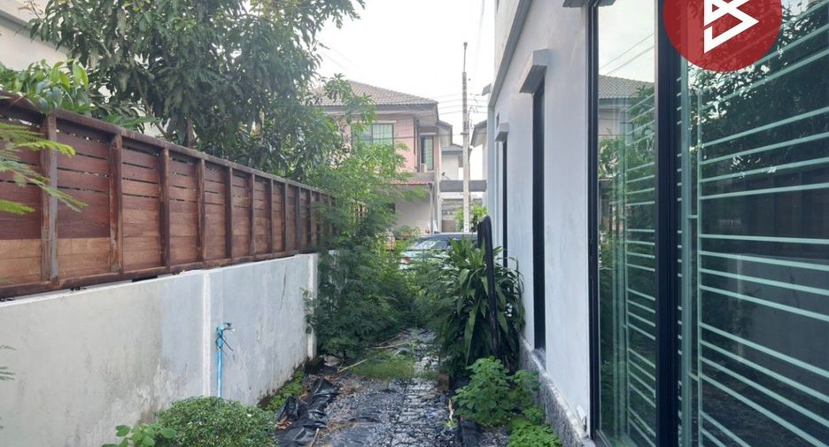 For sale 3 bedrooms house in Bang Phli, Samut Prakan