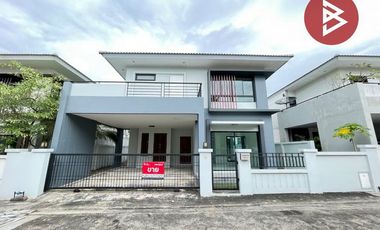 Casa en venta de 3 habitaciones en Si Racha, Chonburi