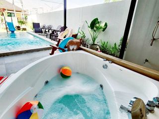 For sale 4 bedrooms villa in Hang Dong, Chiang Mai