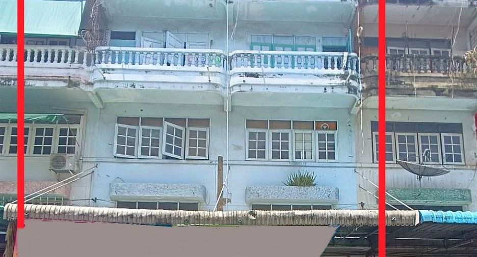 For sale 28 bedrooms retail Space in Bang Khun Thian, Bangkok