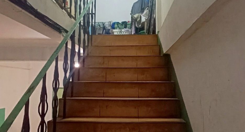 For sale 28 bedrooms retail Space in Bang Khun Thian, Bangkok