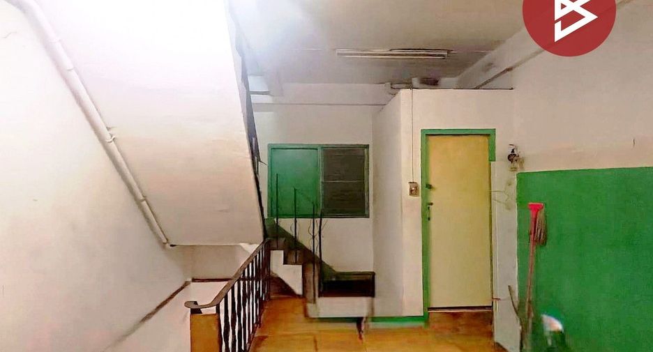 For sale 28 bedrooms retail Space in Bang Khun Thian, Bangkok