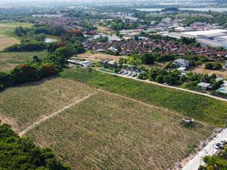Terreno en venta en Si Racha, Chonburi