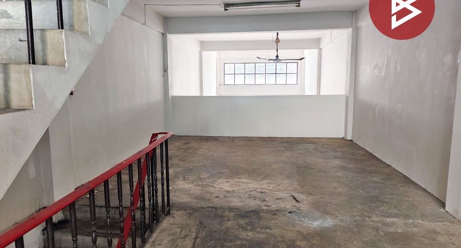 Local comercial en venta de 1 habitaciones en Phasi Charoen, Bangkok