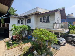 Casa en venta de 5 habitaciones en Mueang Samut Prakan, Samut Prakan
