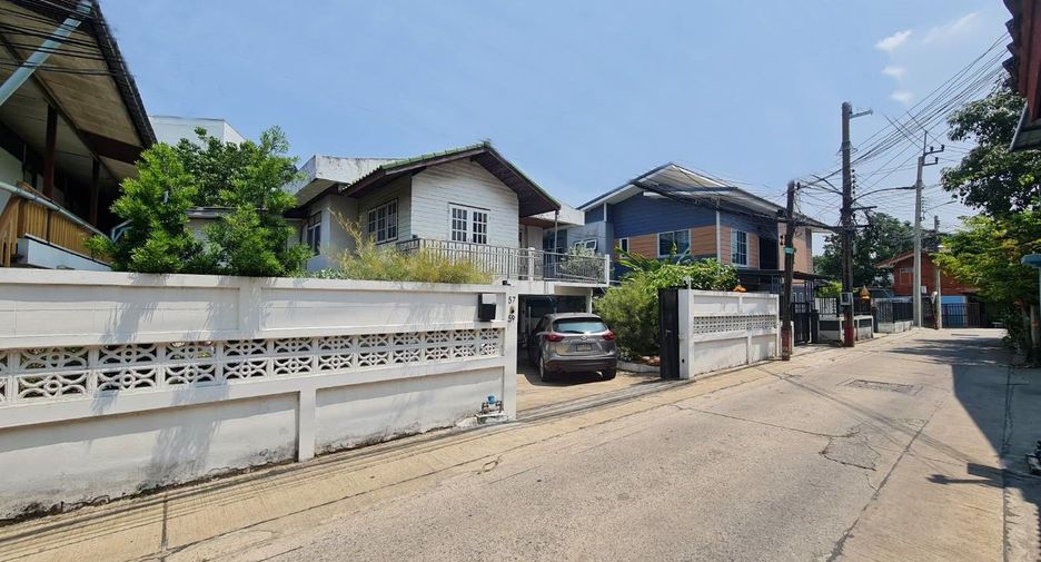 Casa en venta de 5 habitaciones en Mueang Samut Prakan, Samut Prakan