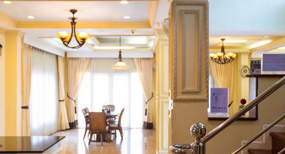For rent 5 bedrooms villa in Mueang Chiang Mai, Chiang Mai