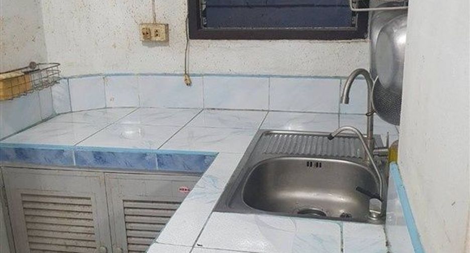 For sale 1 bed condo in Bang Kapi, Bangkok