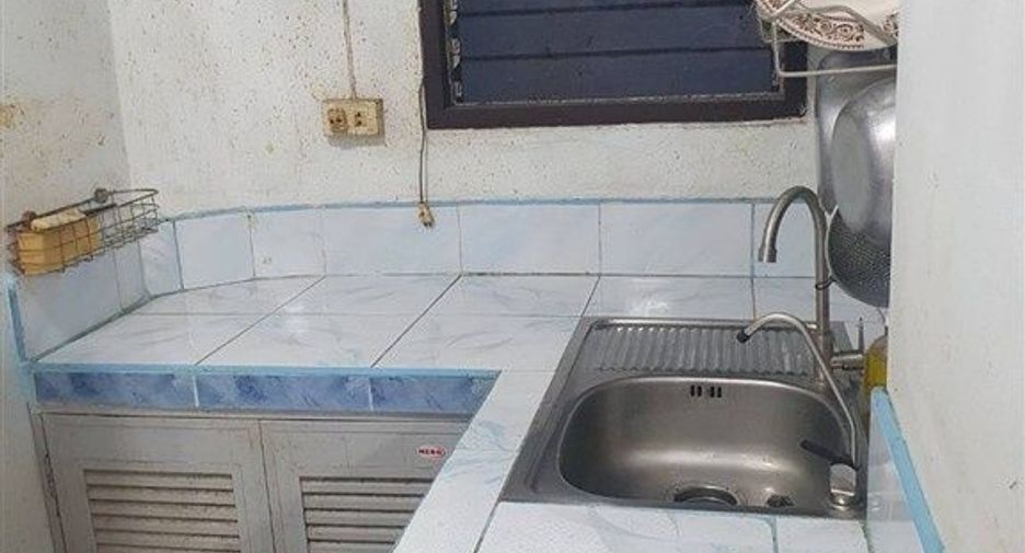 For sale 1 bed condo in Bang Kapi, Bangkok