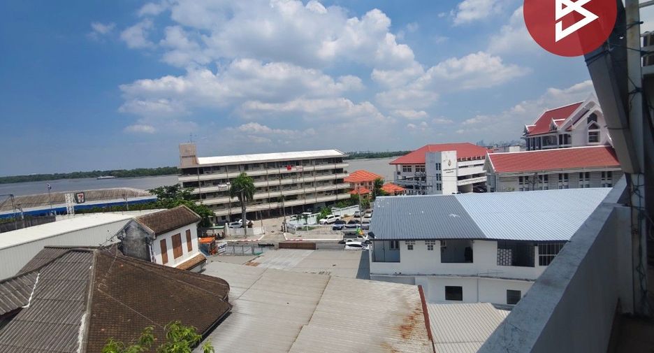 Gewerbefläche zum Kauf mit 3 Zimmer in Mueang Samut Prakan, Samut Prakan