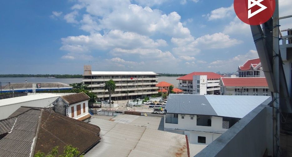 Gewerbefläche zum Kauf mit 3 Zimmer in Mueang Samut Prakan, Samut Prakan
