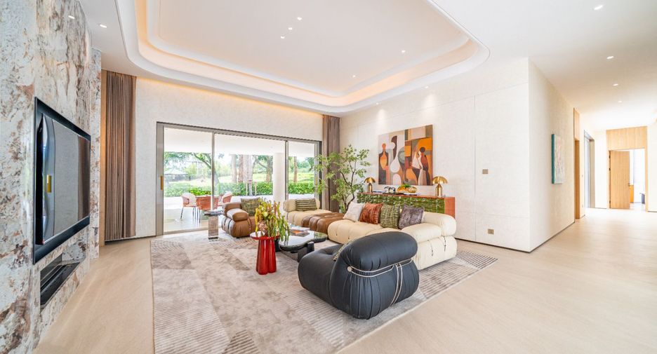 For sale 6 bedrooms villa in Huay Yai, Pattaya