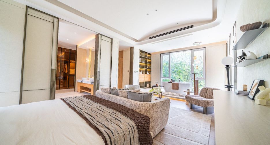 For sale 6 bedrooms villa in Huay Yai, Pattaya