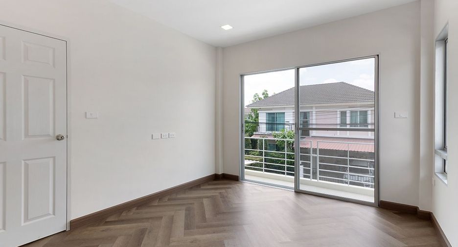À vendre 3 chambres maison à Bang Kruai, Nonthaburi