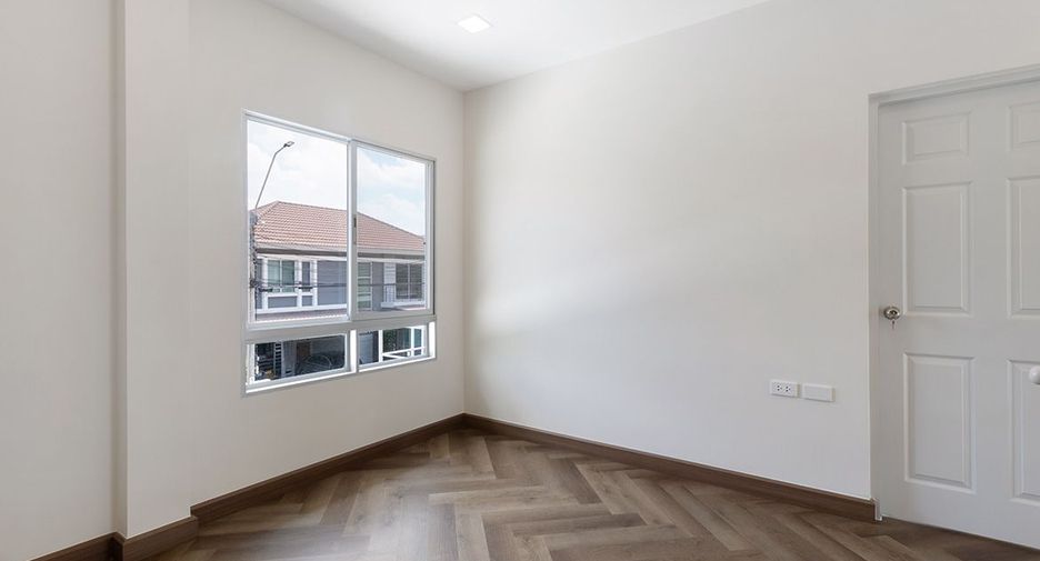 À vendre 3 chambres maison à Bang Kruai, Nonthaburi
