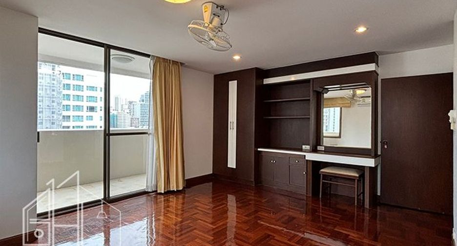 Apartamento en alquiler de 4 habitaciones en Khlong Toei, Bangkok