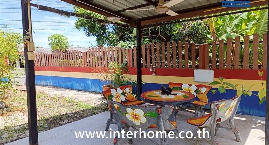 For sale 4 bedrooms house in Don Tum, Nakhon Pathom