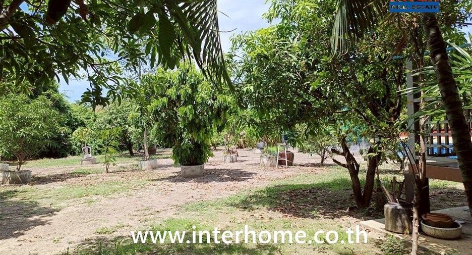 For sale 4 bedrooms house in Don Tum, Nakhon Pathom