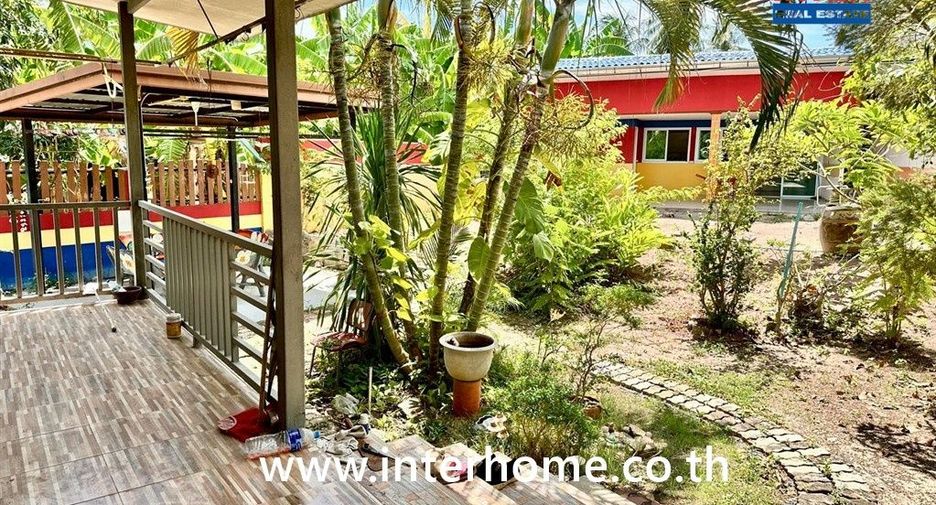 For sale 4 bedrooms house in Don Tum, Nakhon Pathom