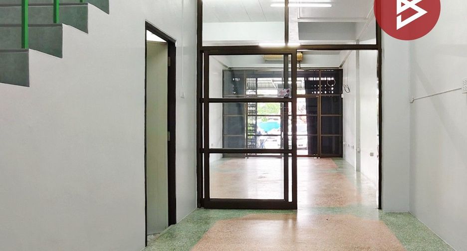 Gewerbefläche zum Kauf mit 2 Zimmer in Mueang Nakhon Si Thammarat, Nakhon Si Thammarat