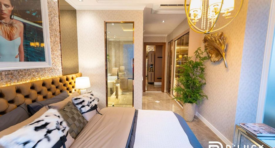 For sale 3 bedrooms condo in Pratumnak, Pattaya