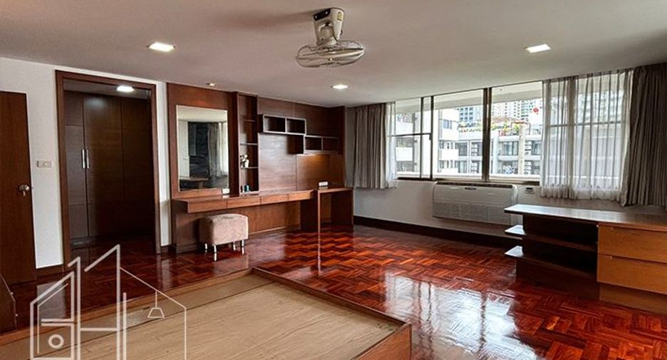 Condo en alquiler de 3 habitaciones en Khlong Toei, Bangkok