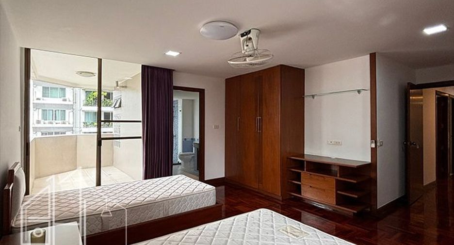 Condo en alquiler de 3 habitaciones en Khlong Toei, Bangkok